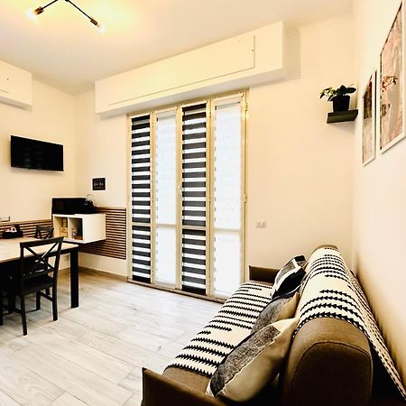 Vacanze Romane Lido di Ostia Exterior foto