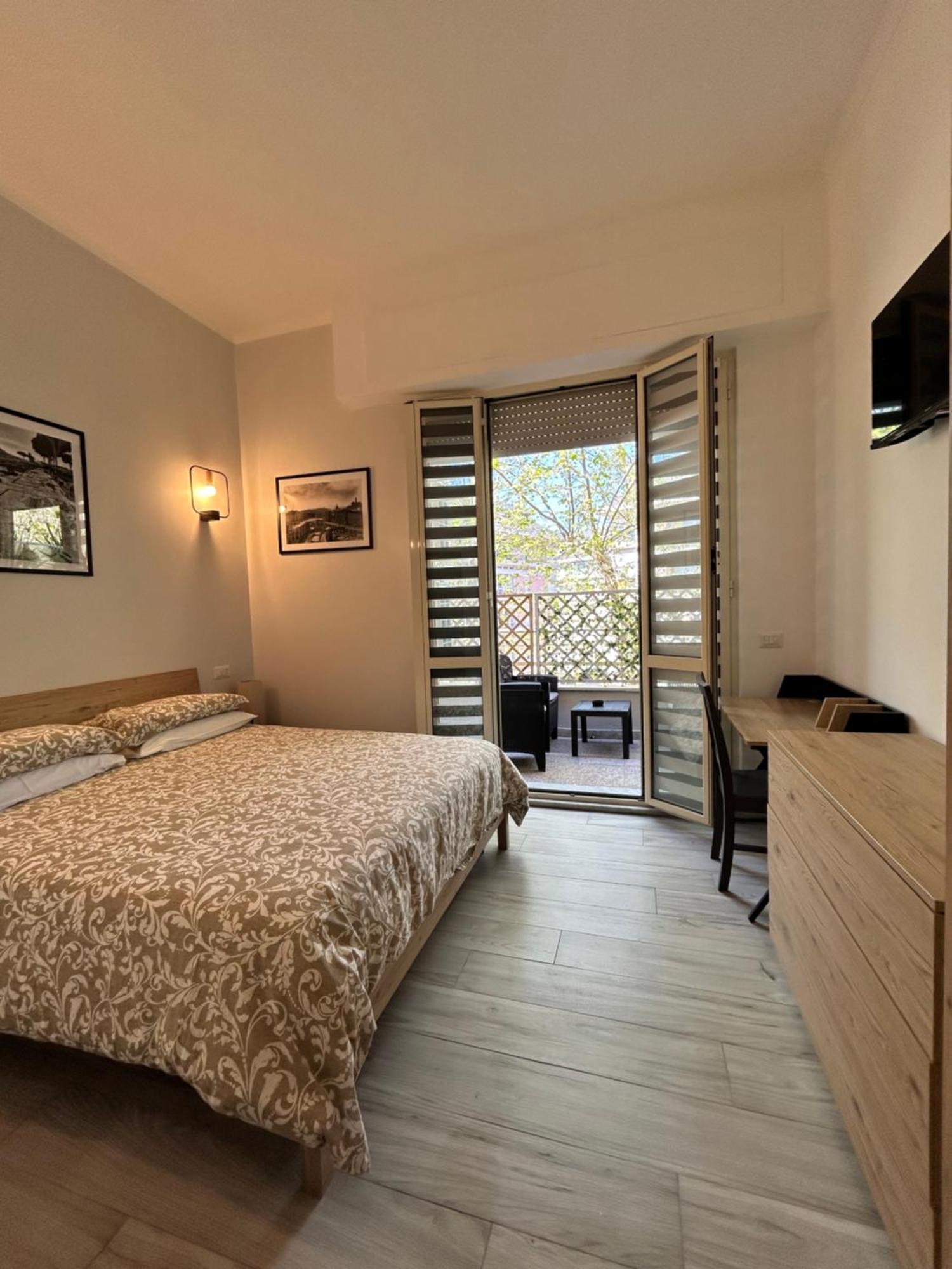 Vacanze Romane Lido di Ostia Exterior foto